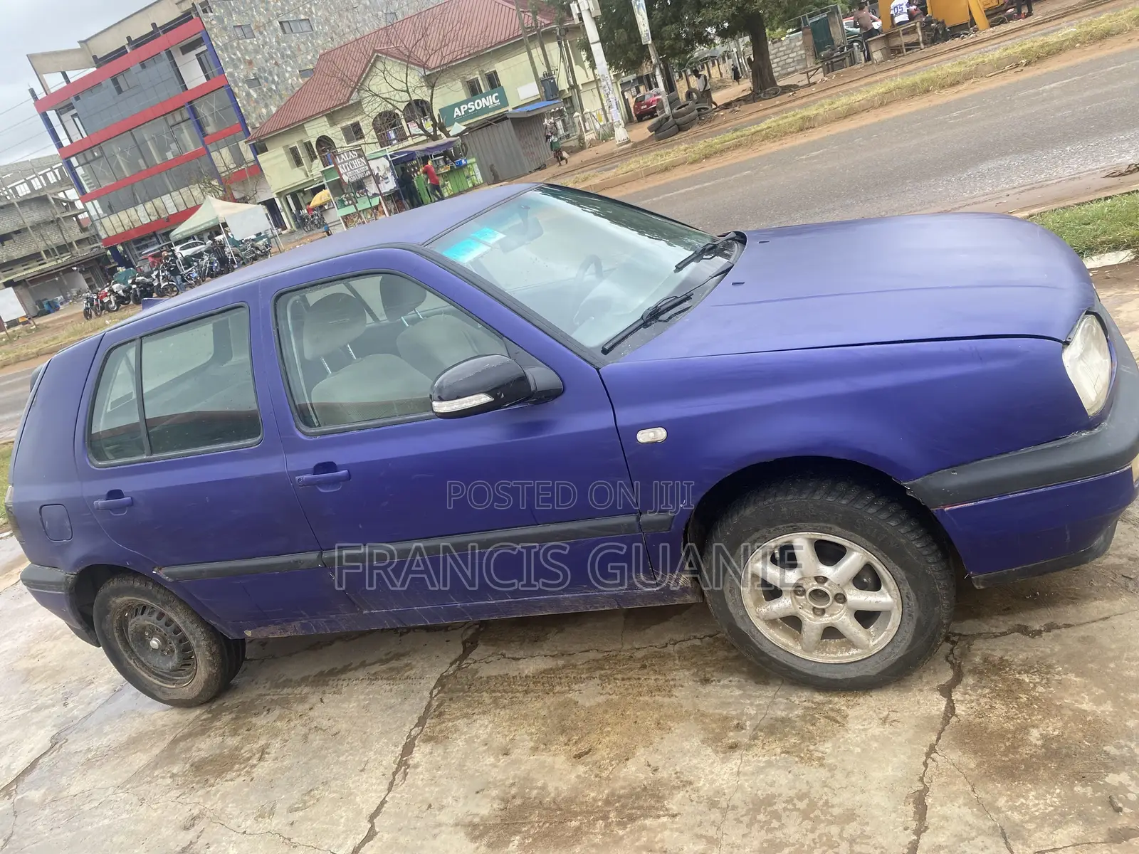 Volkswagen Golf 2000 Blue