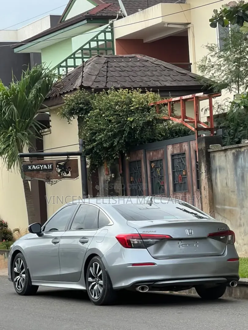 Honda Civic 2024 Silver