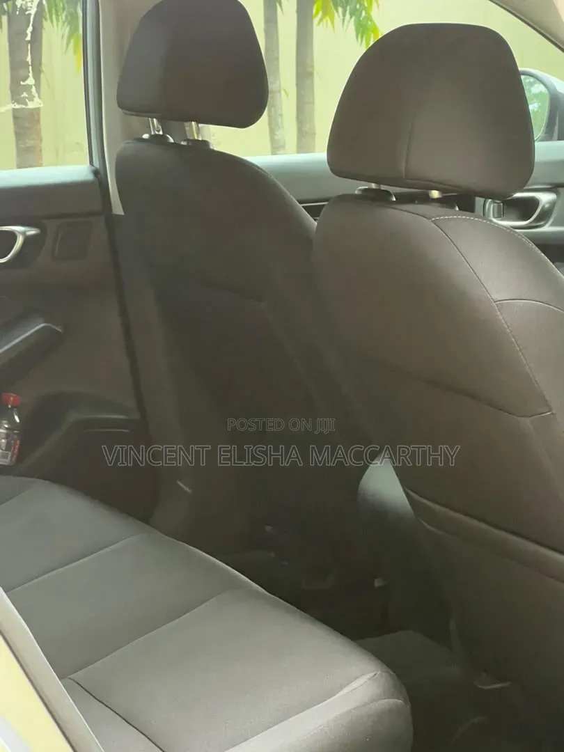Honda Civic 2024 Silver