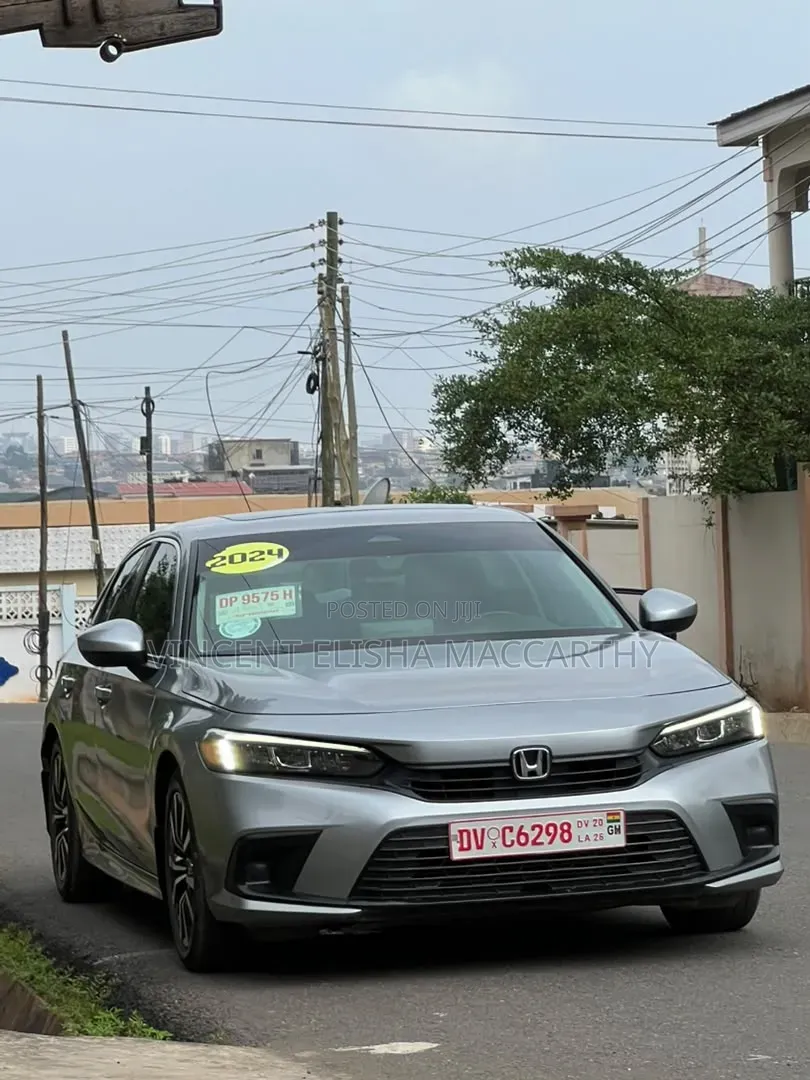 Honda Civic 2024 Silver