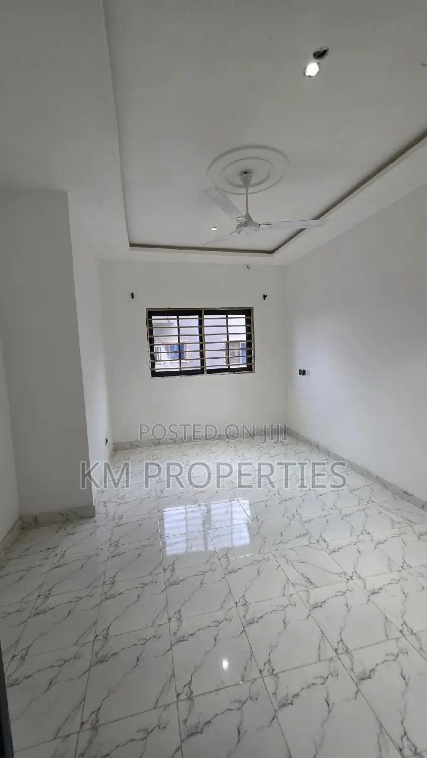 2bdrm Apartment in Mile 7 for rent