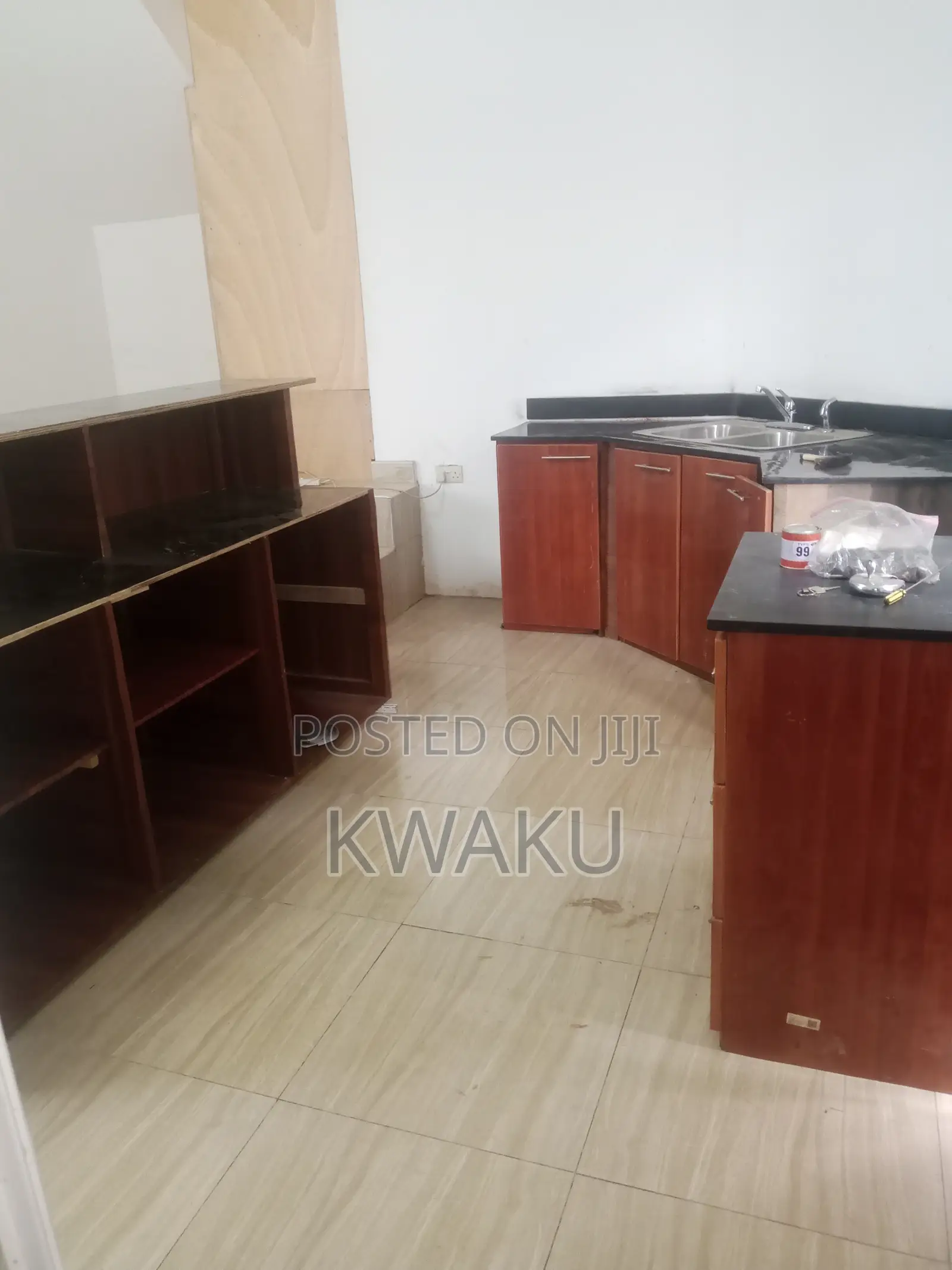 1bdrm Apartment in Police Station for rent