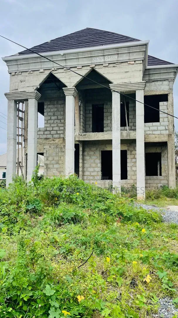 6bdrm Duplex in Ablekuma Manhean for sale