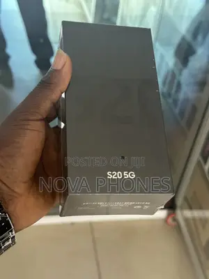 New Samsung Galaxy S20 128 GB Silver