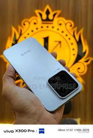 New Vivo iQOO 15 512 GB Silver