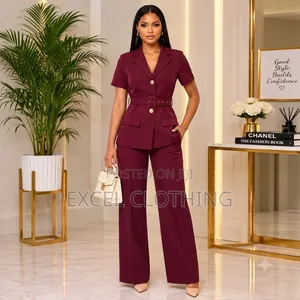 Women’s Belted 2-Piece Suit – Short-Sleeve
