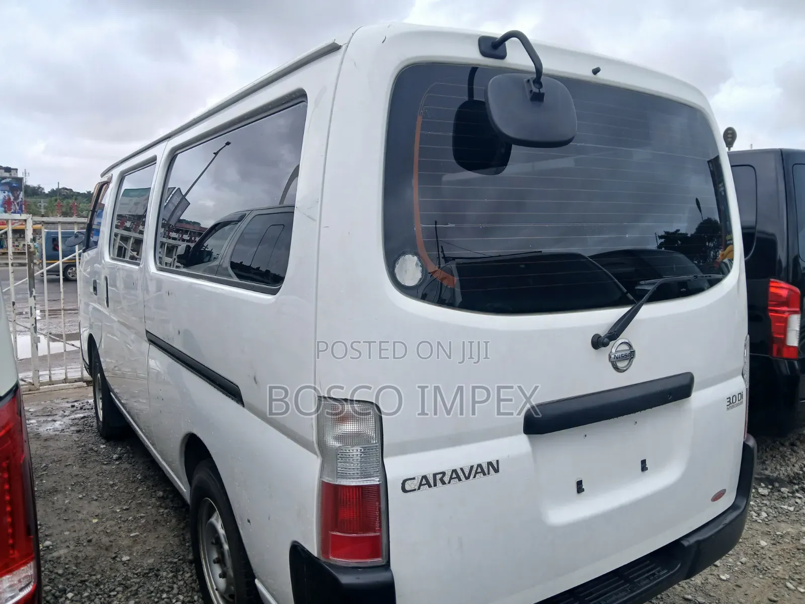 Nissan Caravan (Urvan) 2008 White