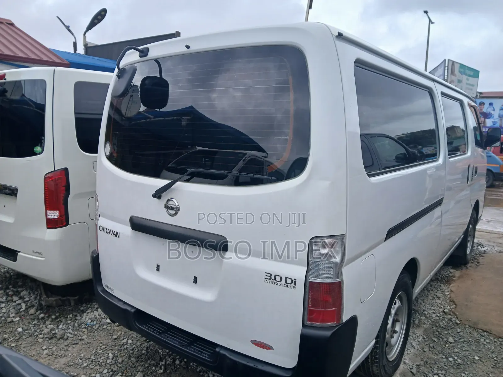Nissan Caravan (Urvan) 2008 White