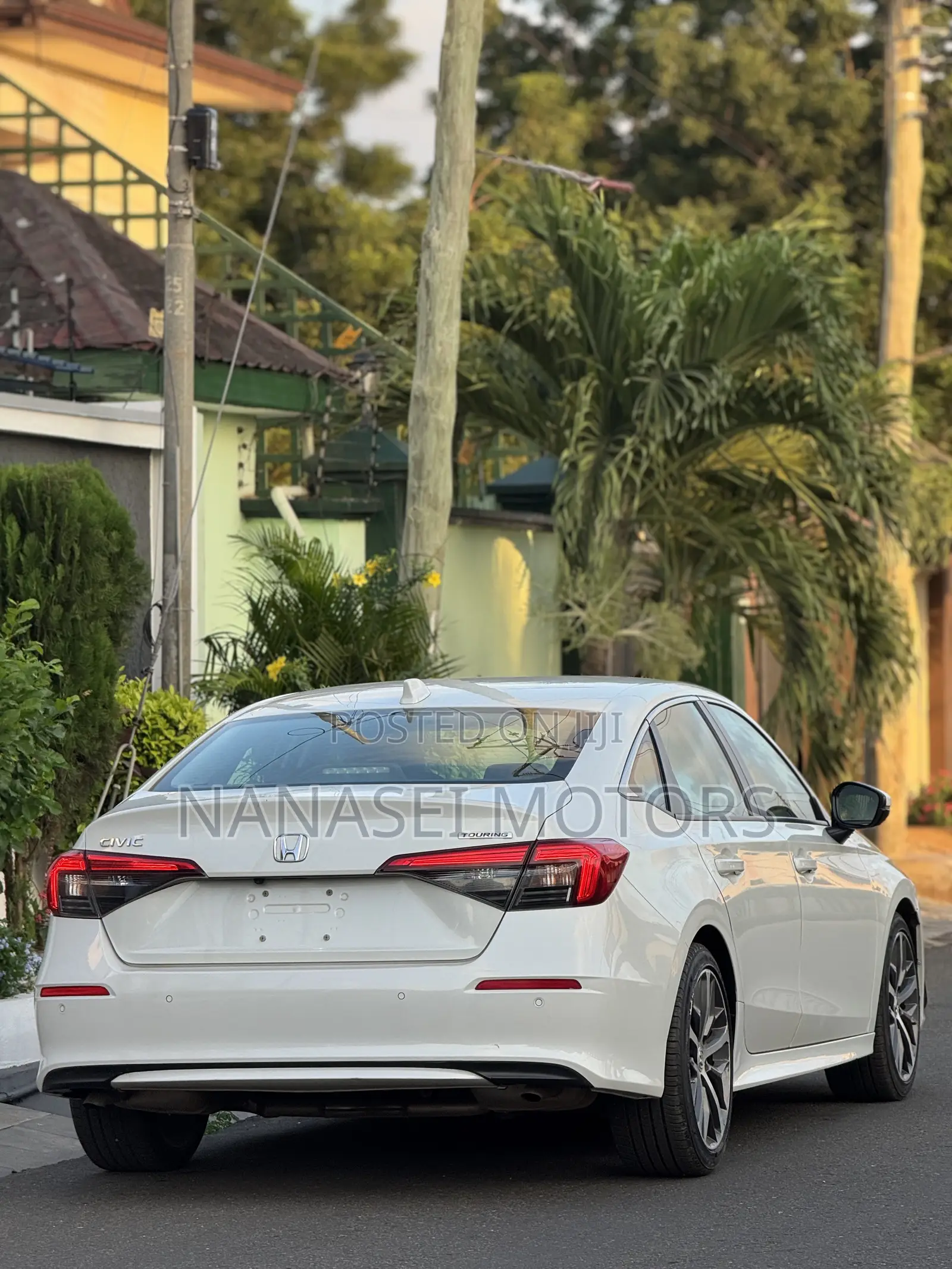 Honda Civic Touring CVT 2024 White