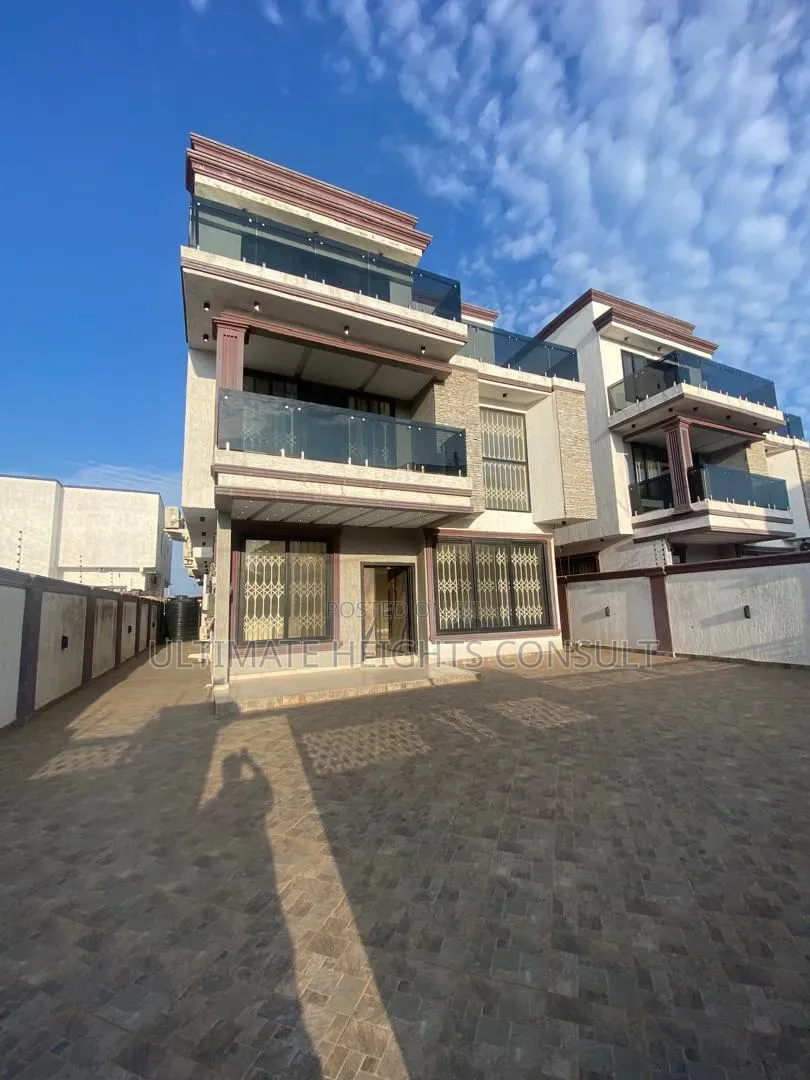 4bdrm House in School Junction, Otano for sale