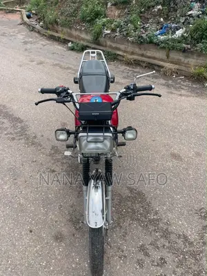 Royal RY125 2025 Red