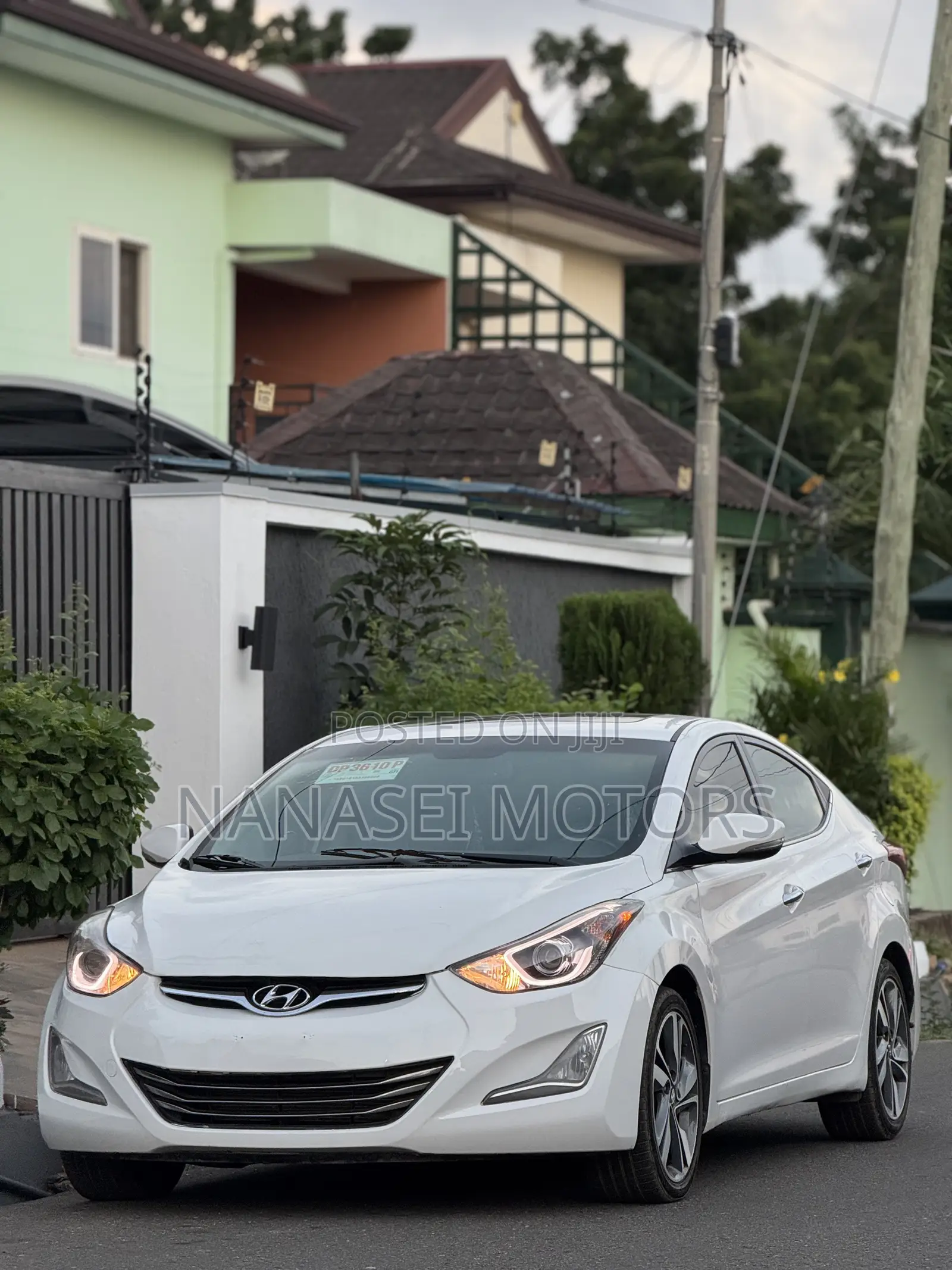 Hyundai Elantra Limited 4dr Sedan (1.8L 4cyl 6A) 2015 White