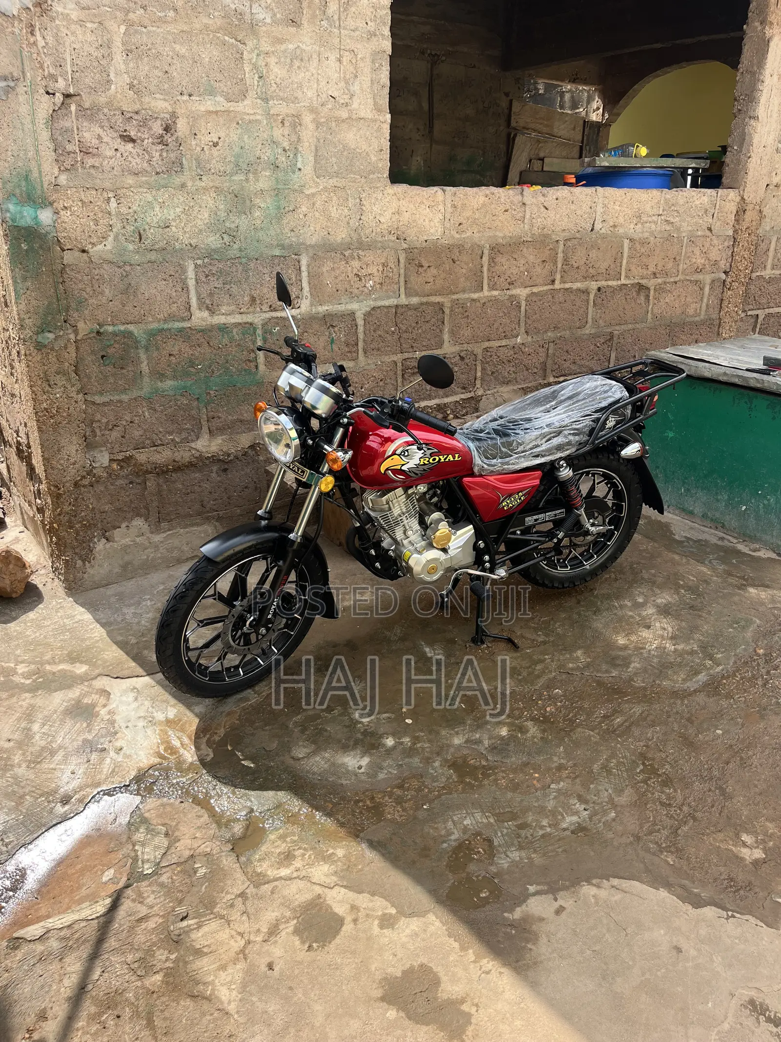 New Royal RY125 2026 Red