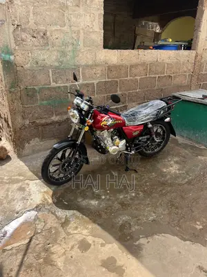 New Royal RY125 2026 Red