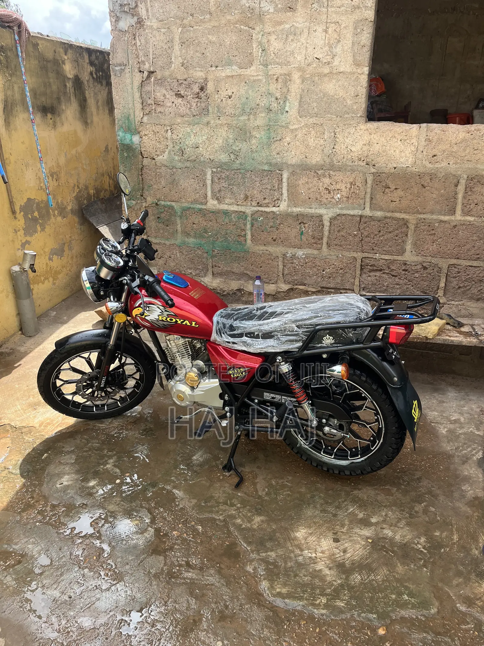New Royal RY125 2026 Red