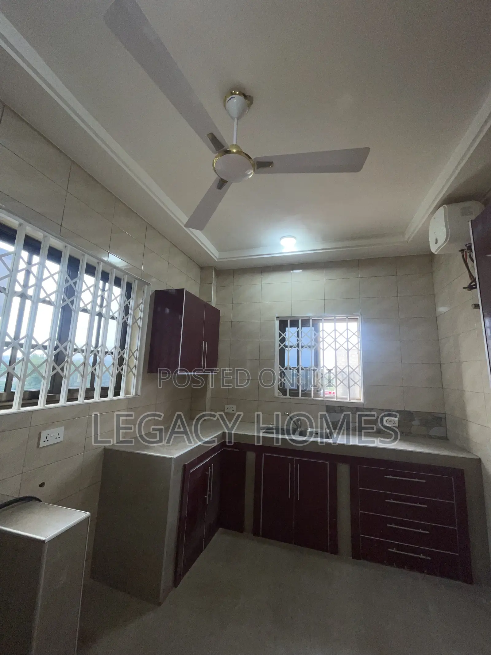 2bdrm Apartment in Haatso, Asore Junction for rent