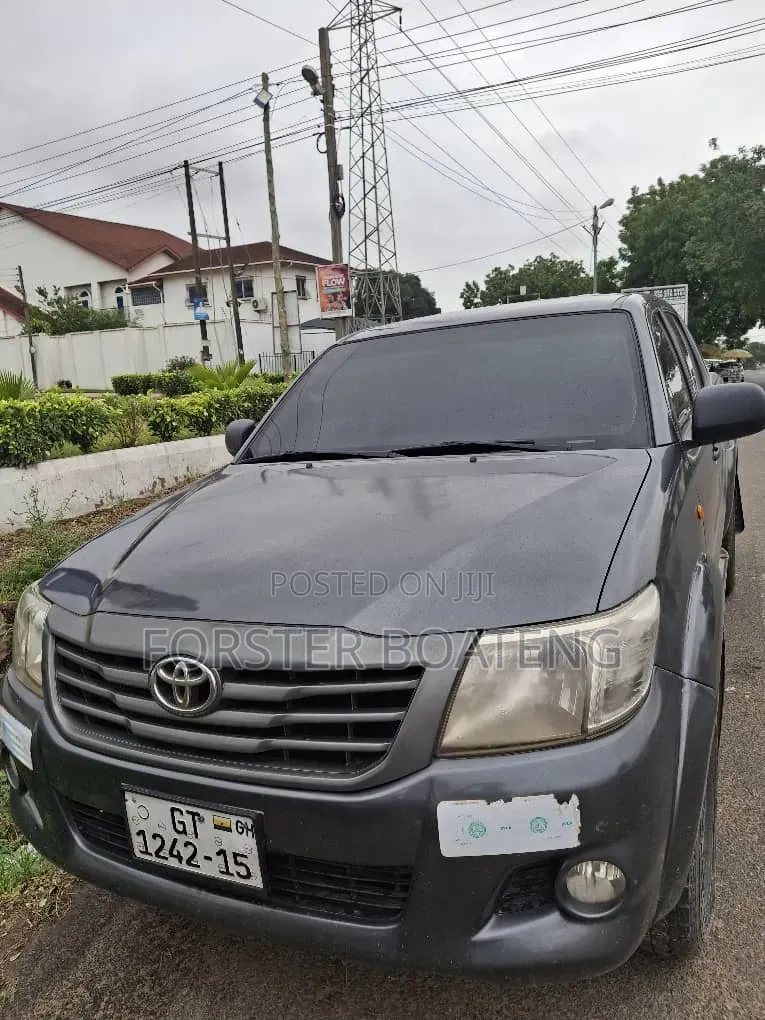 Toyota Hilux 2015