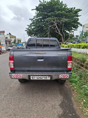 Toyota Hilux 2015