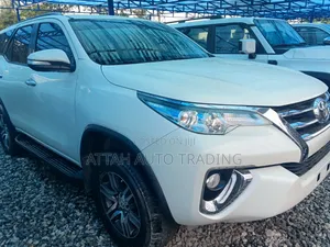 Toyota Fortuner 2019 White
