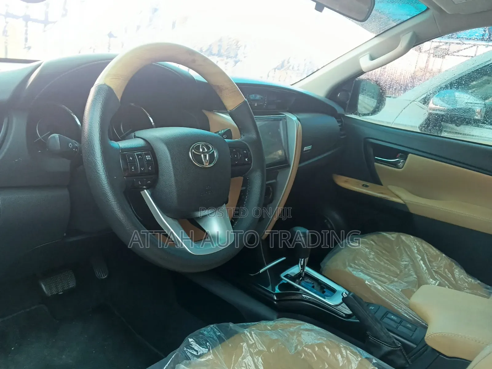 Toyota Fortuner 2019 White