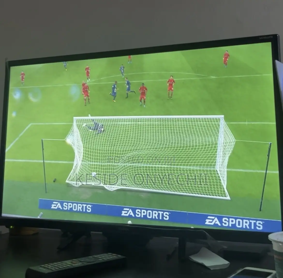 Syinix 32" Digital Satellite TV