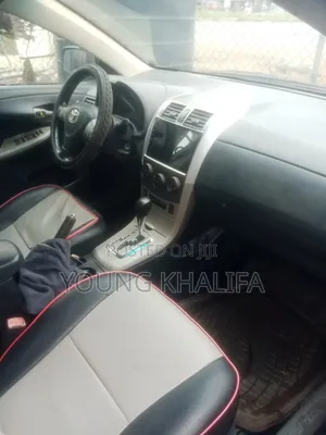 Toyota Corolla 2010 Blue