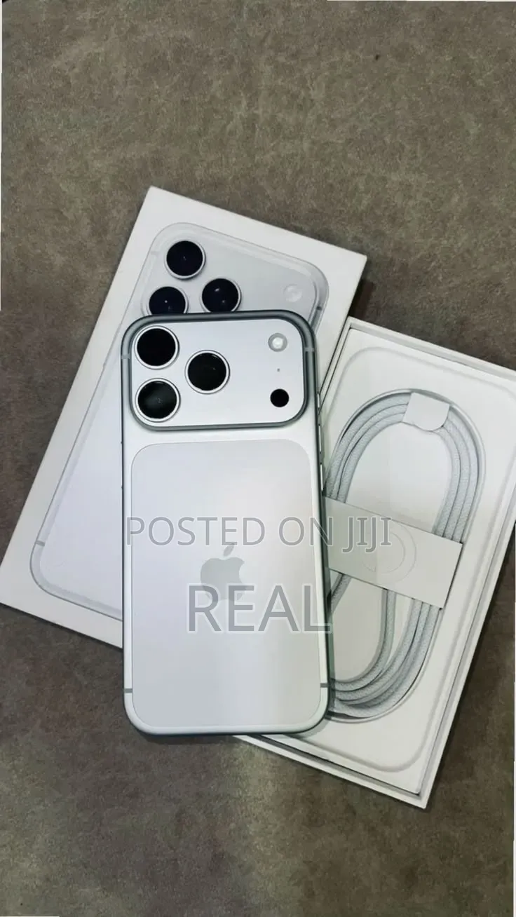 New Apple iPhone 17 Pro Max 1 TB Silver