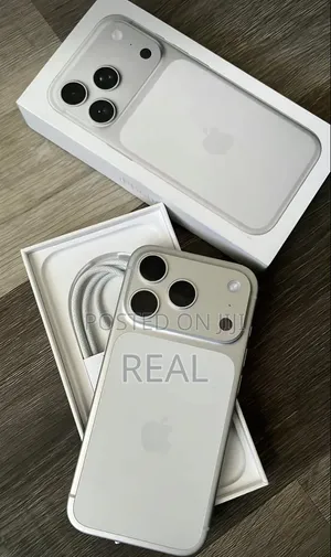New Apple iPhone 17 Pro Max 1 TB Silver