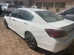 Honda Accord EX 4dr Sedan FWD (2.4L 4cyl 2A) 2013 White