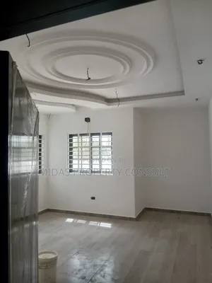 3bdrm House in Community 19 Lashibi for sale