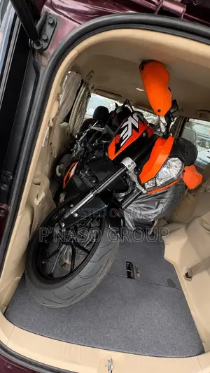 KTM Duke 125 2013 Orange