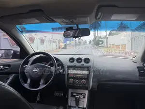 Nissan Altima 3.5 SR Sedan 2012 Gray