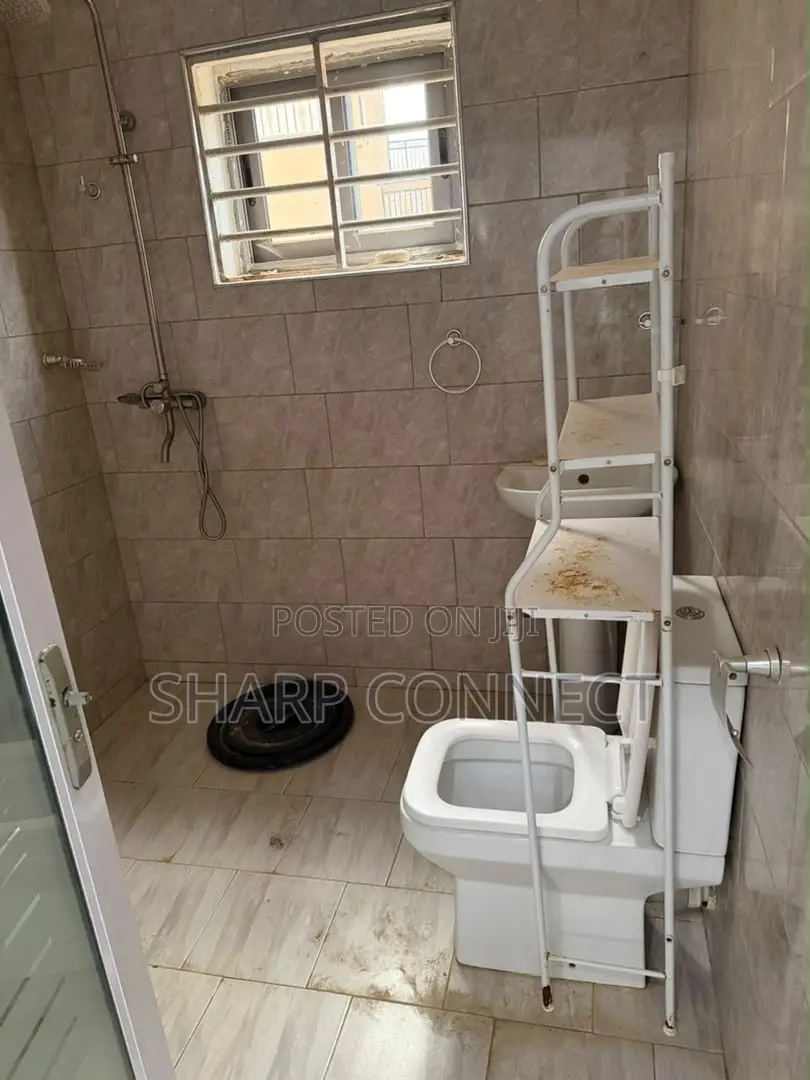 1bdrm Apartment in Sharp-Connect, Adade for rent