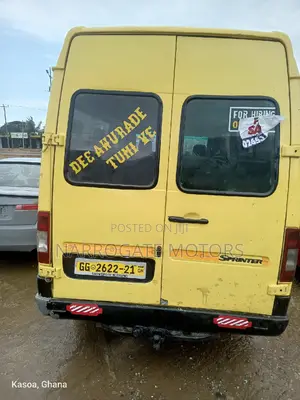 Mercedes-Benz Sprinter 2008 Yellow
