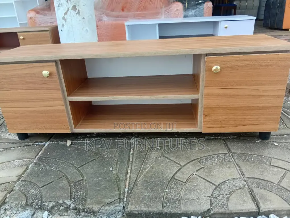 4ft TV Stand (Laminated Board)
