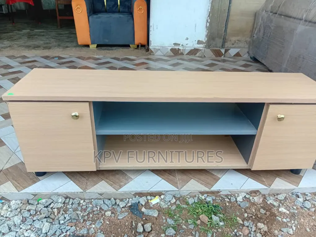 4ft TV Stand (Laminated Board)