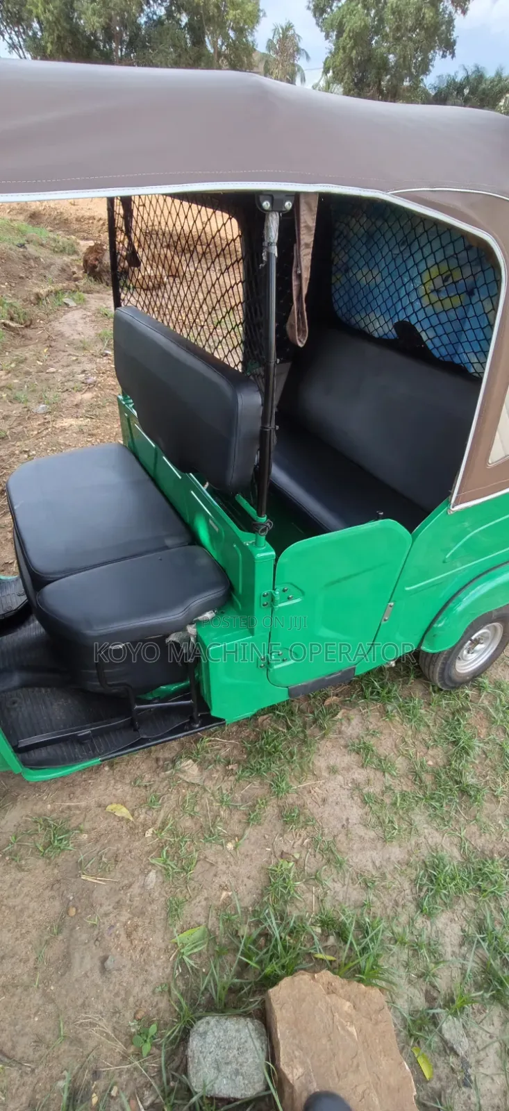 Bajaj RE 2026 Green