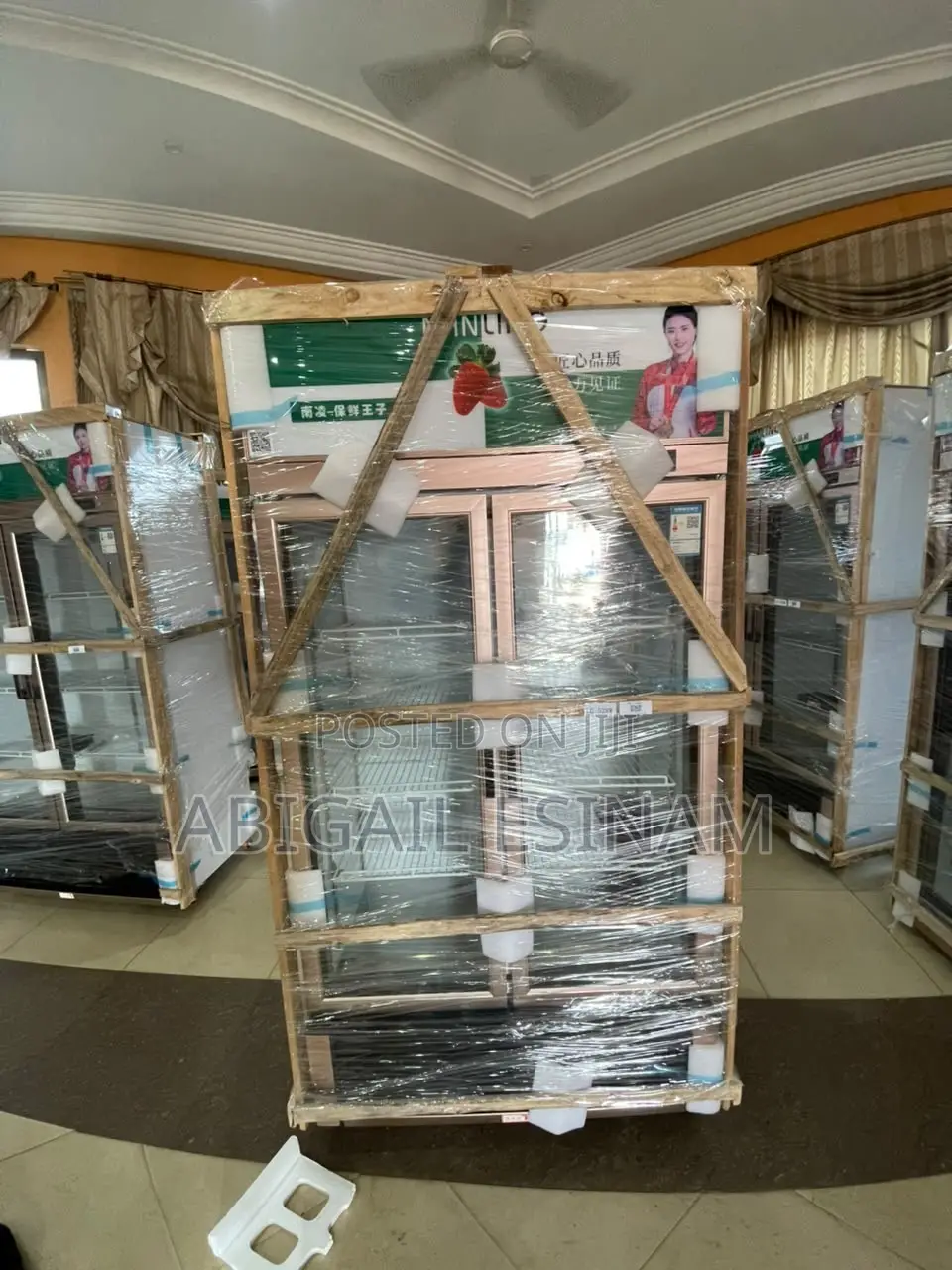 628Liter Double Door Display Fridge
