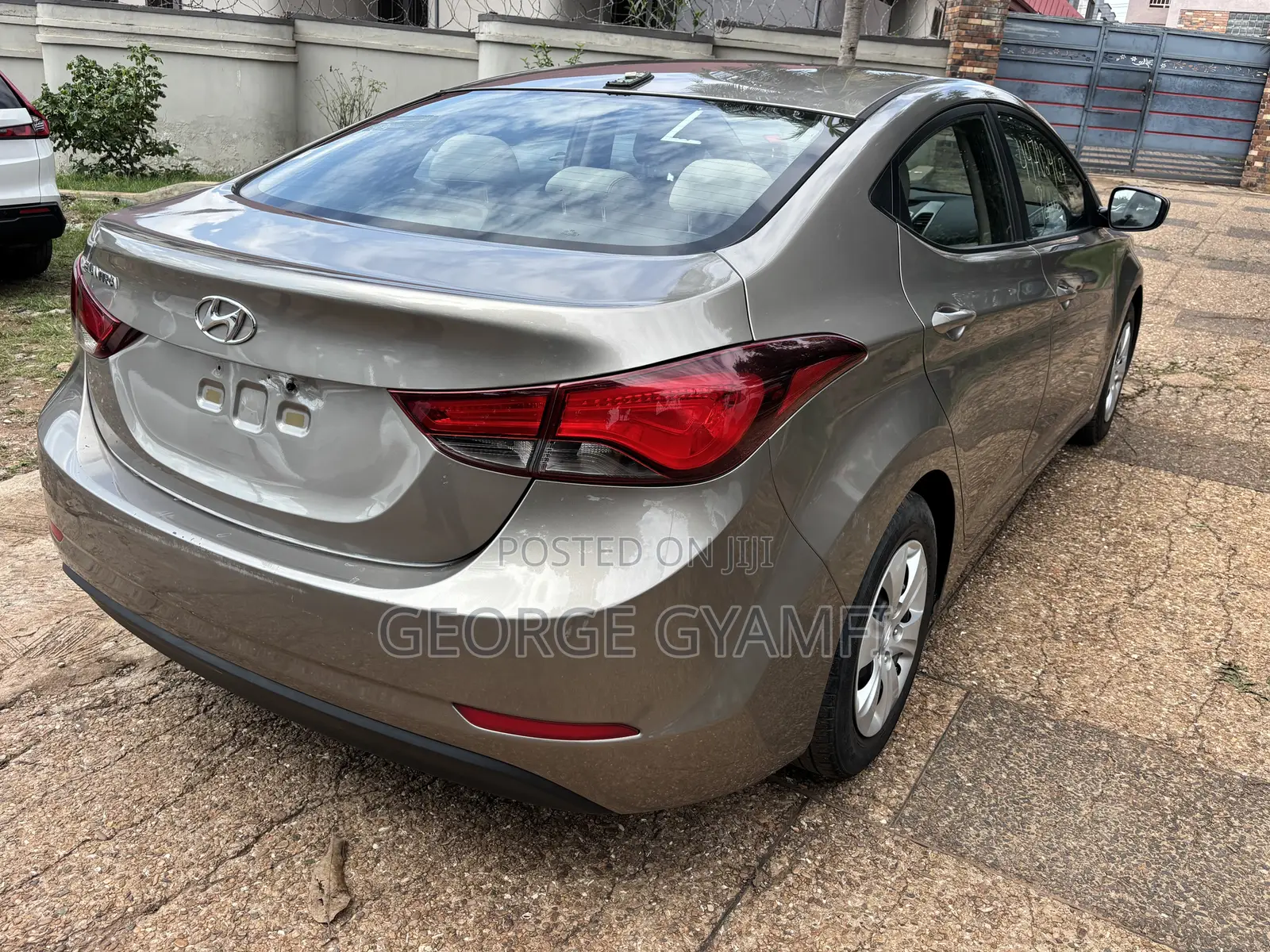 Hyundai Elantra SE 4dr Sedan (1.8L 4cyl 6A) 2015 Brown
