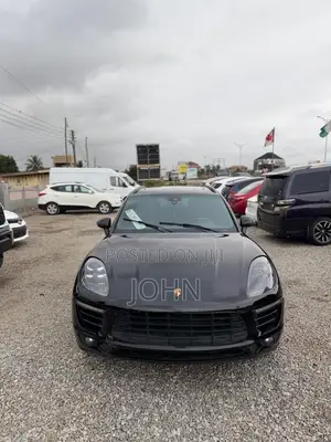Porsche Macan Turbo 2016 Black