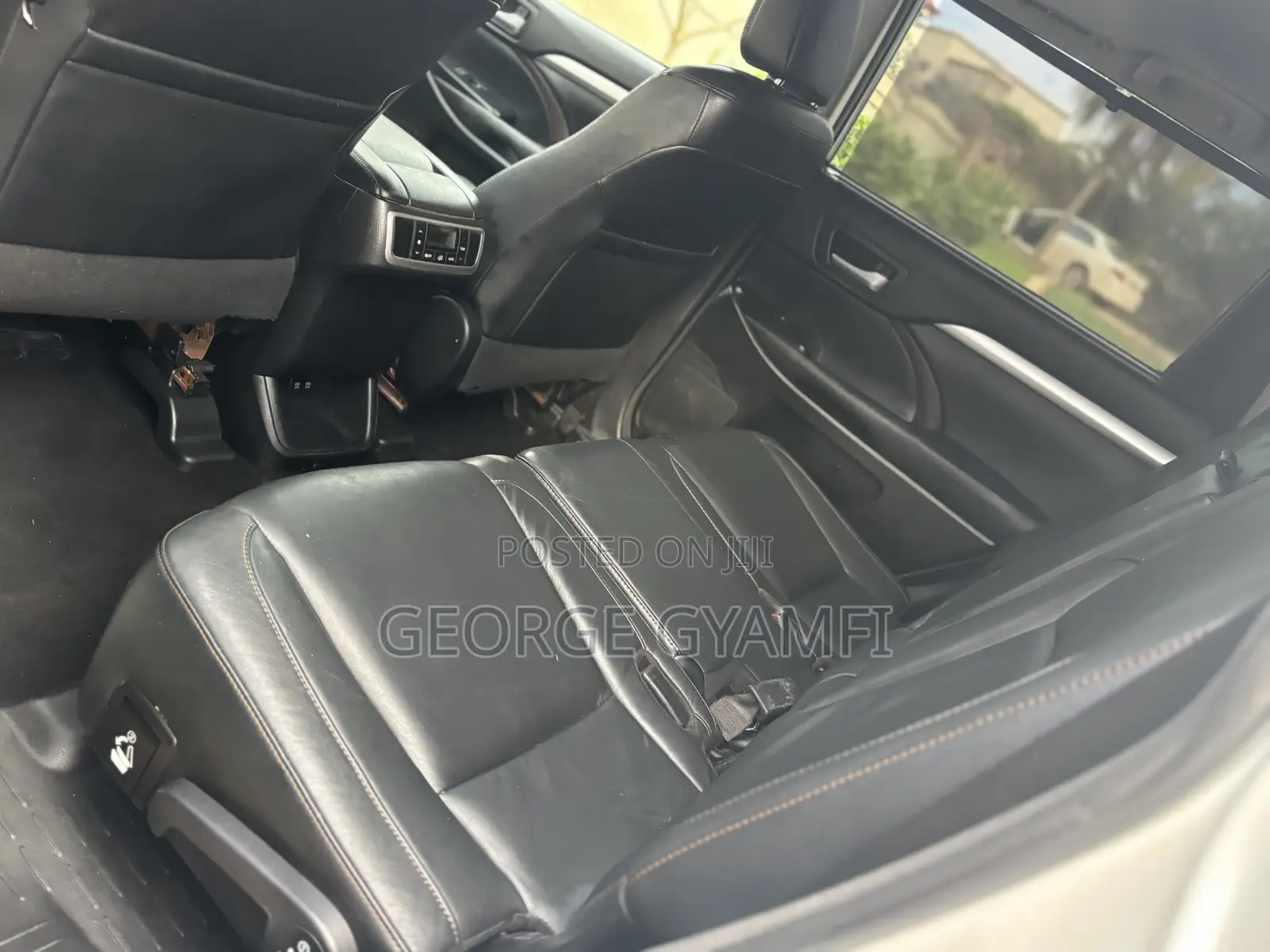 Toyota Highlander XLE 4x4 V6 (3.5L 6cyl 8A) 2018 White