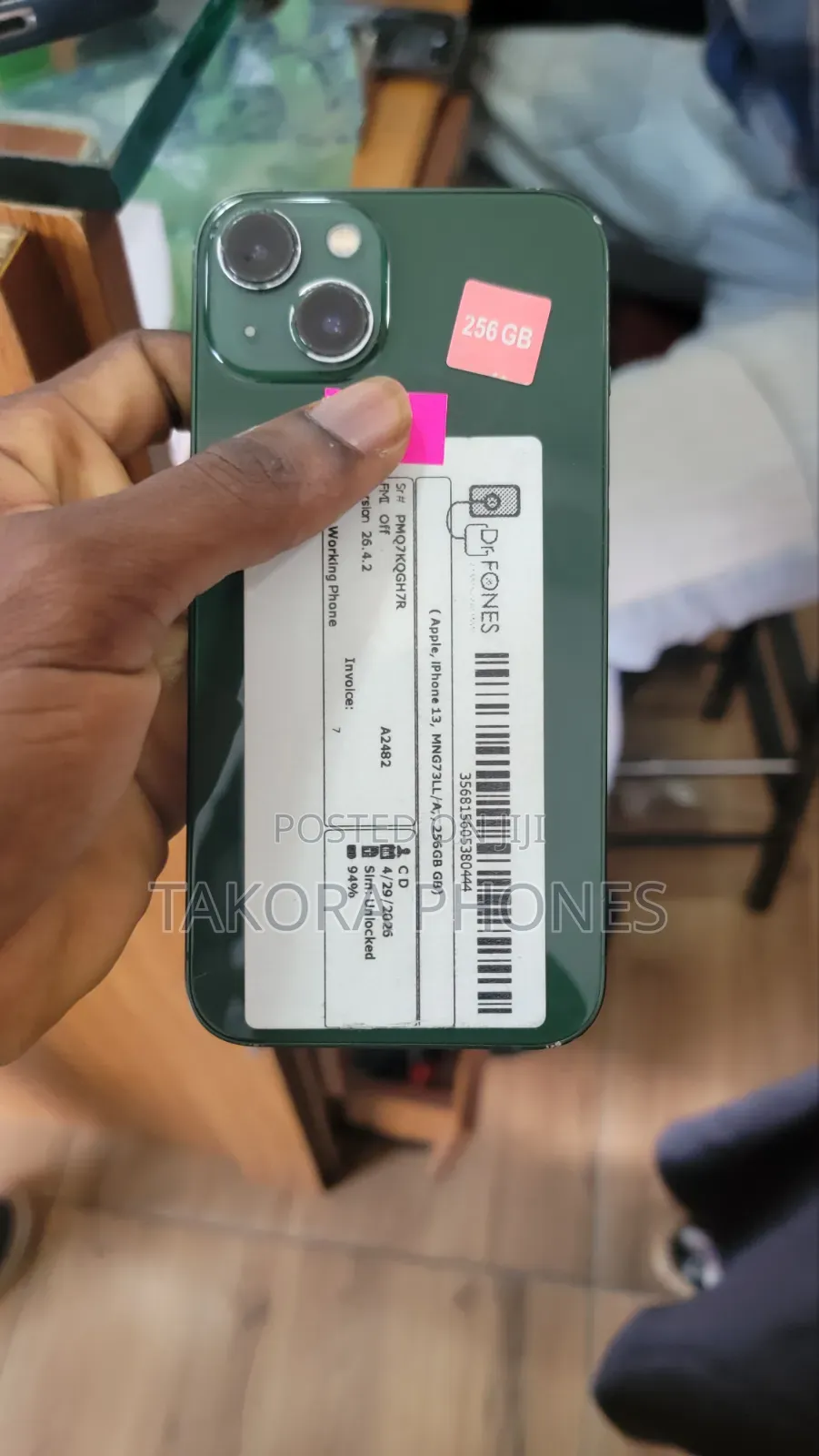 Apple iPhone 13 256 GB Green