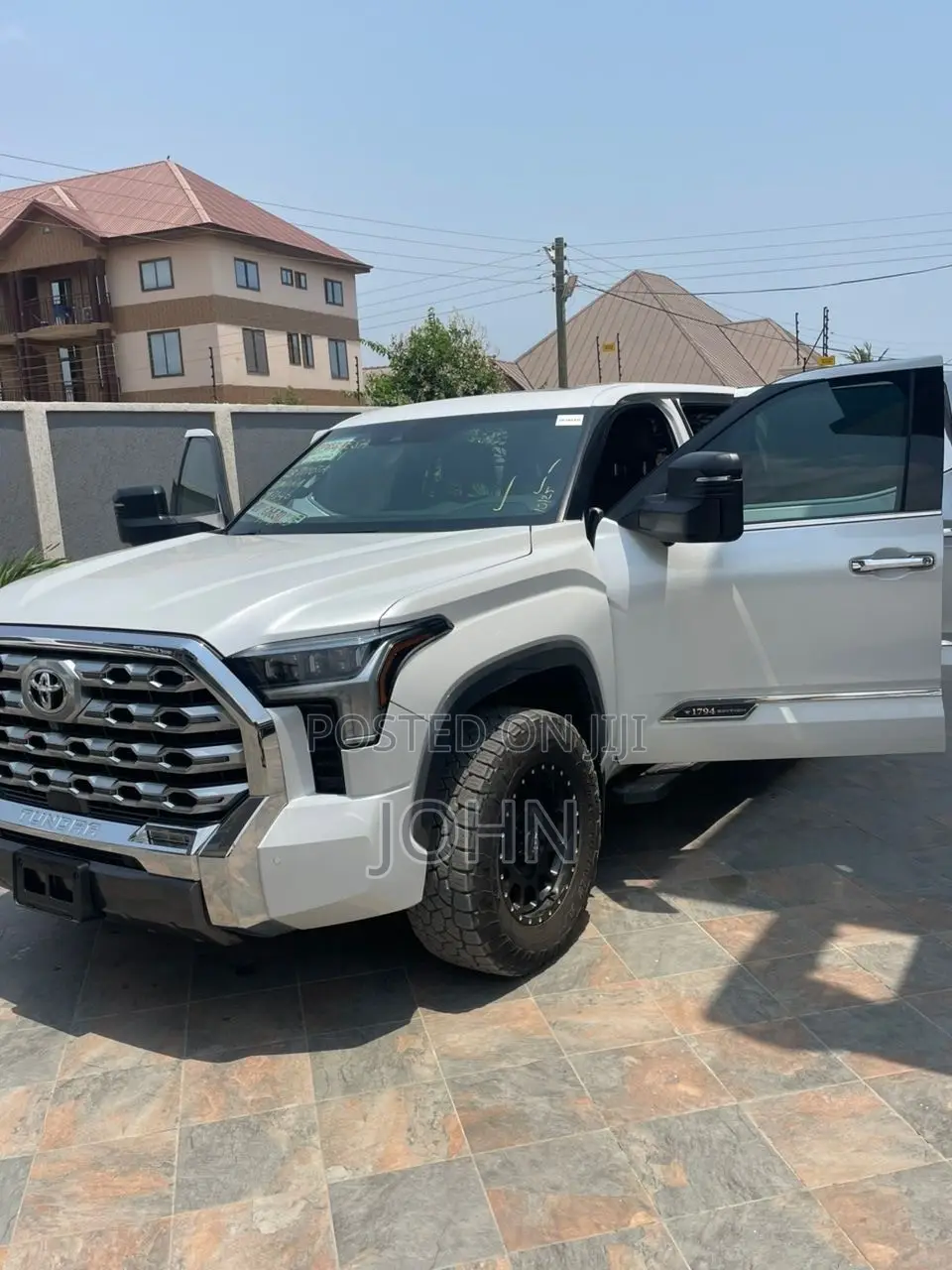 Toyota Tundra 1794 Edition CrewMax 5.5' Bed 2023 White