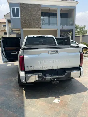 Toyota Tundra 1794 Edition CrewMax 5.5' Bed 2023 White