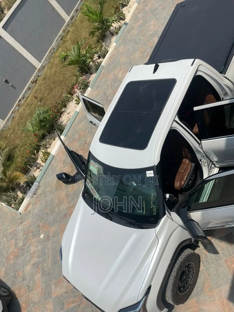 Toyota Tundra 1794 Edition CrewMax 5.5' Bed 2023 White