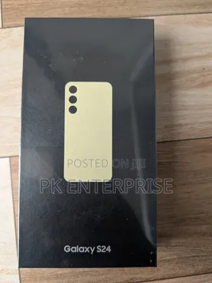 New Samsung Galaxy S24 256 GB Gold