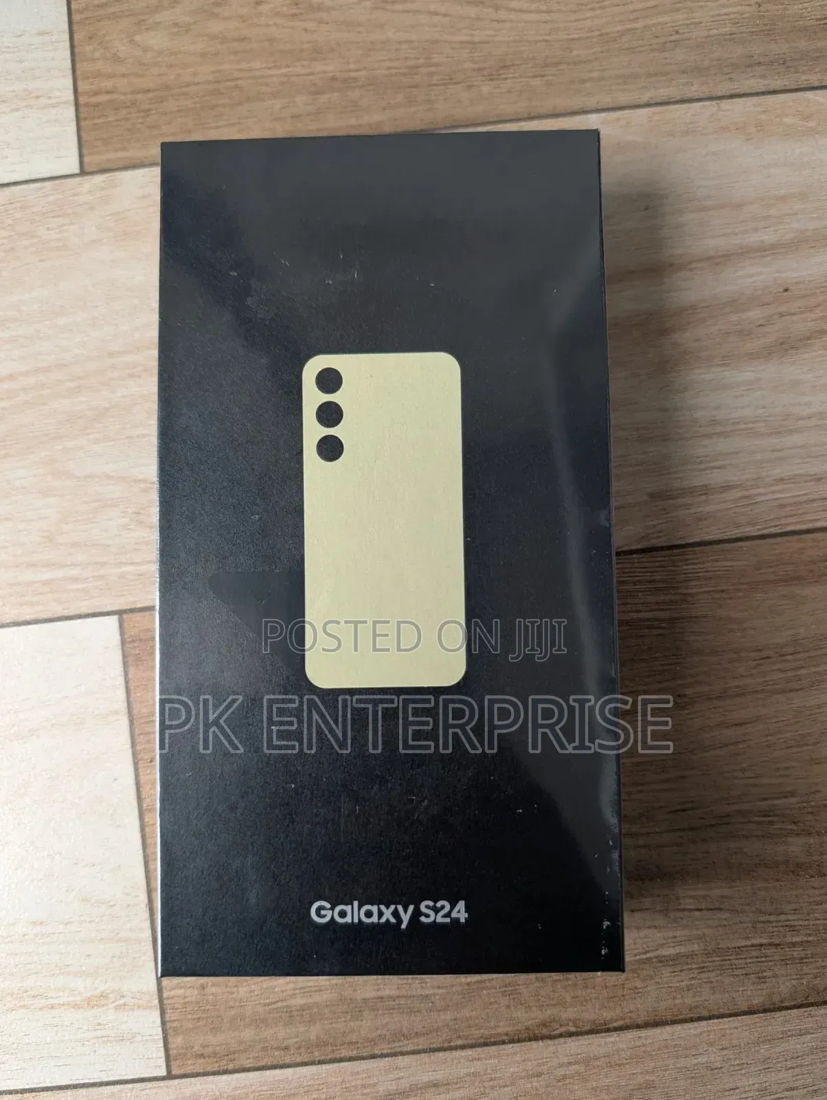New Samsung Galaxy S24 256 GB Gold