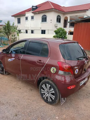 Toyota Vitz 2010 Brown