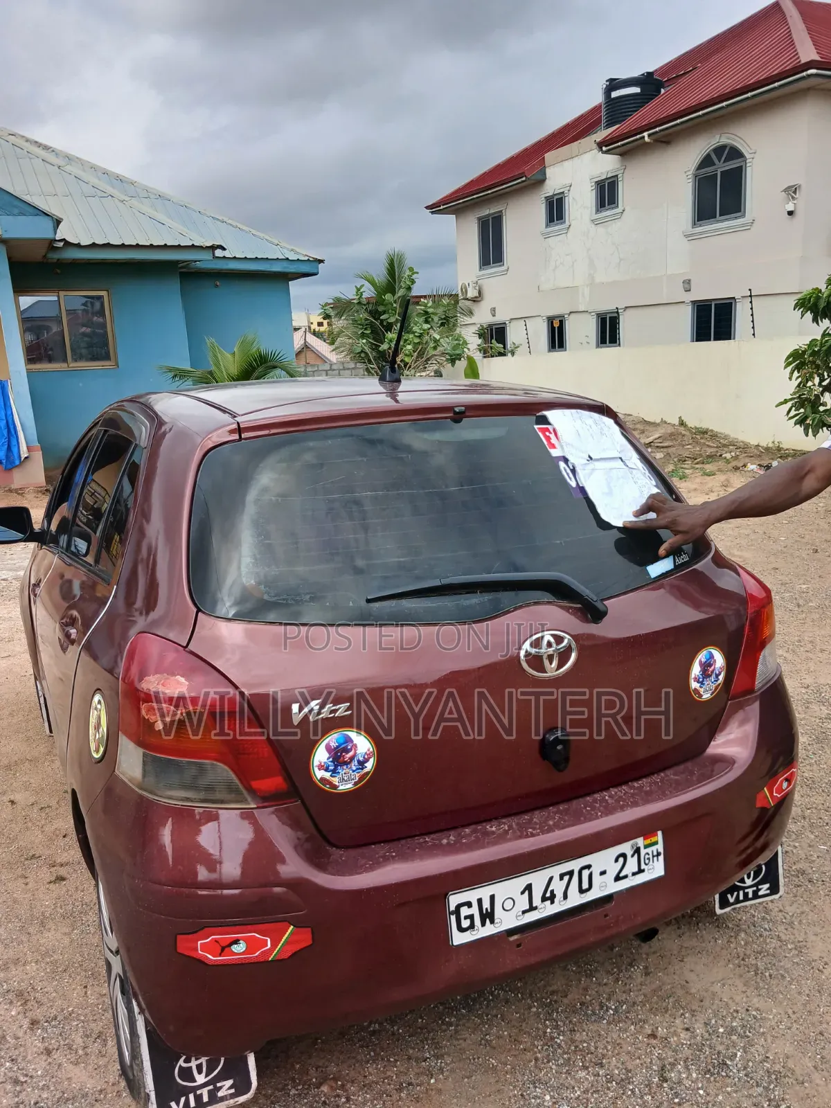 Toyota Vitz 2010 Brown