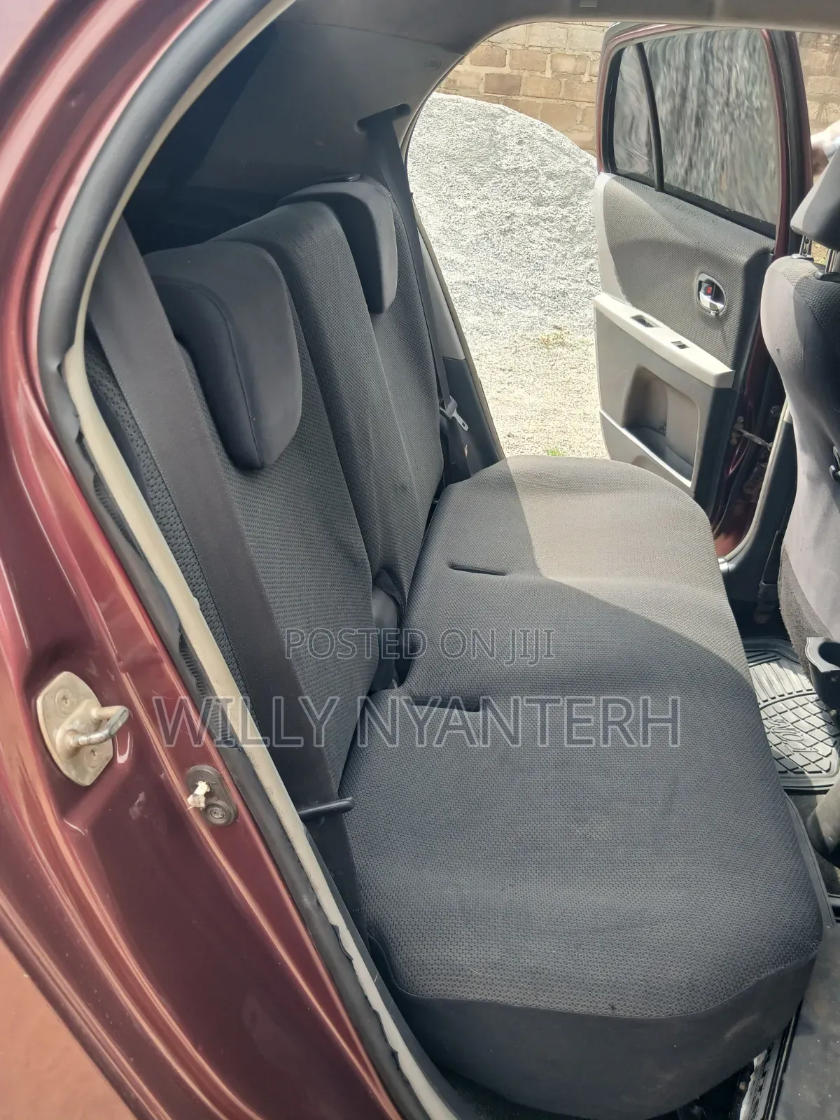 Toyota Vitz 2010 Brown
